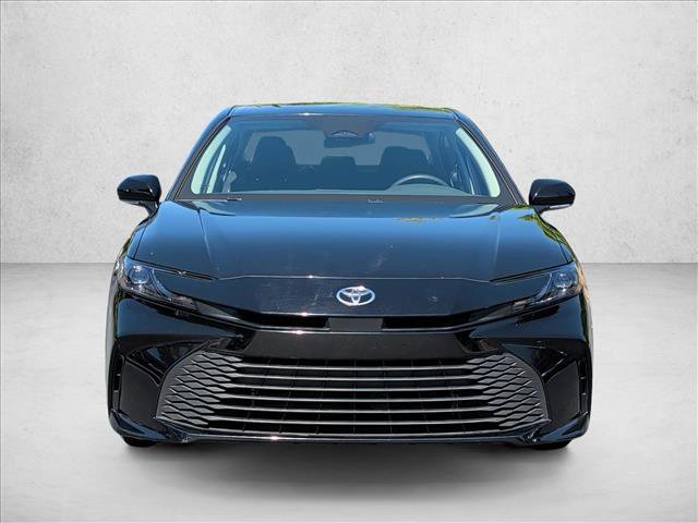 Used 2025 Toyota Camry LE image 2