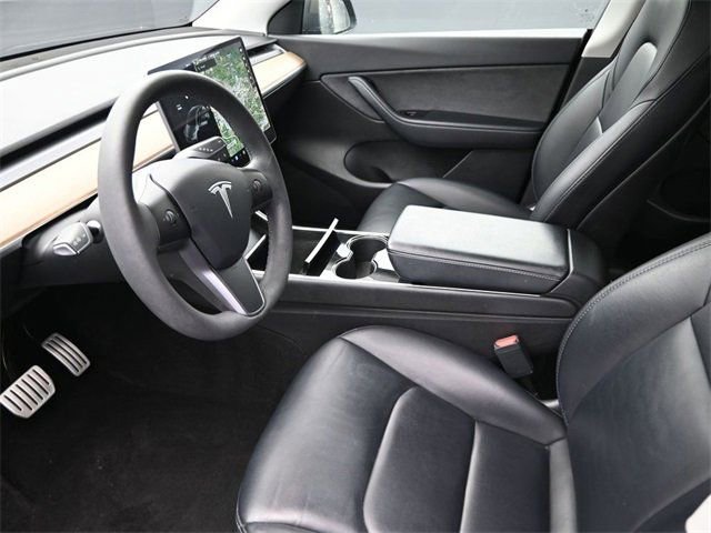 Used 2021 Tesla Model Y Performance image 15