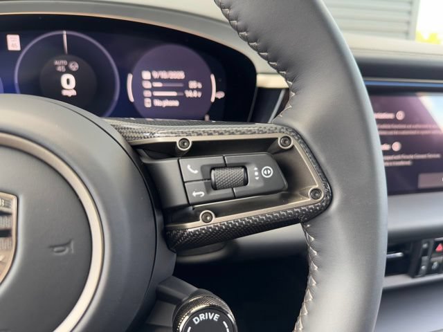 New 2025 Porsche Macan Turbo Electric AWD/4WD image 19