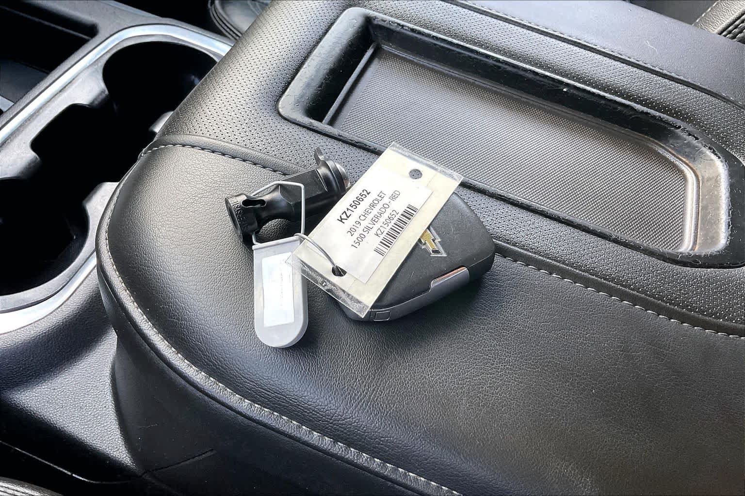 Used 2019 Chevrolet Silverado 1500 High Country w/ Safety Package II RWD image 15
