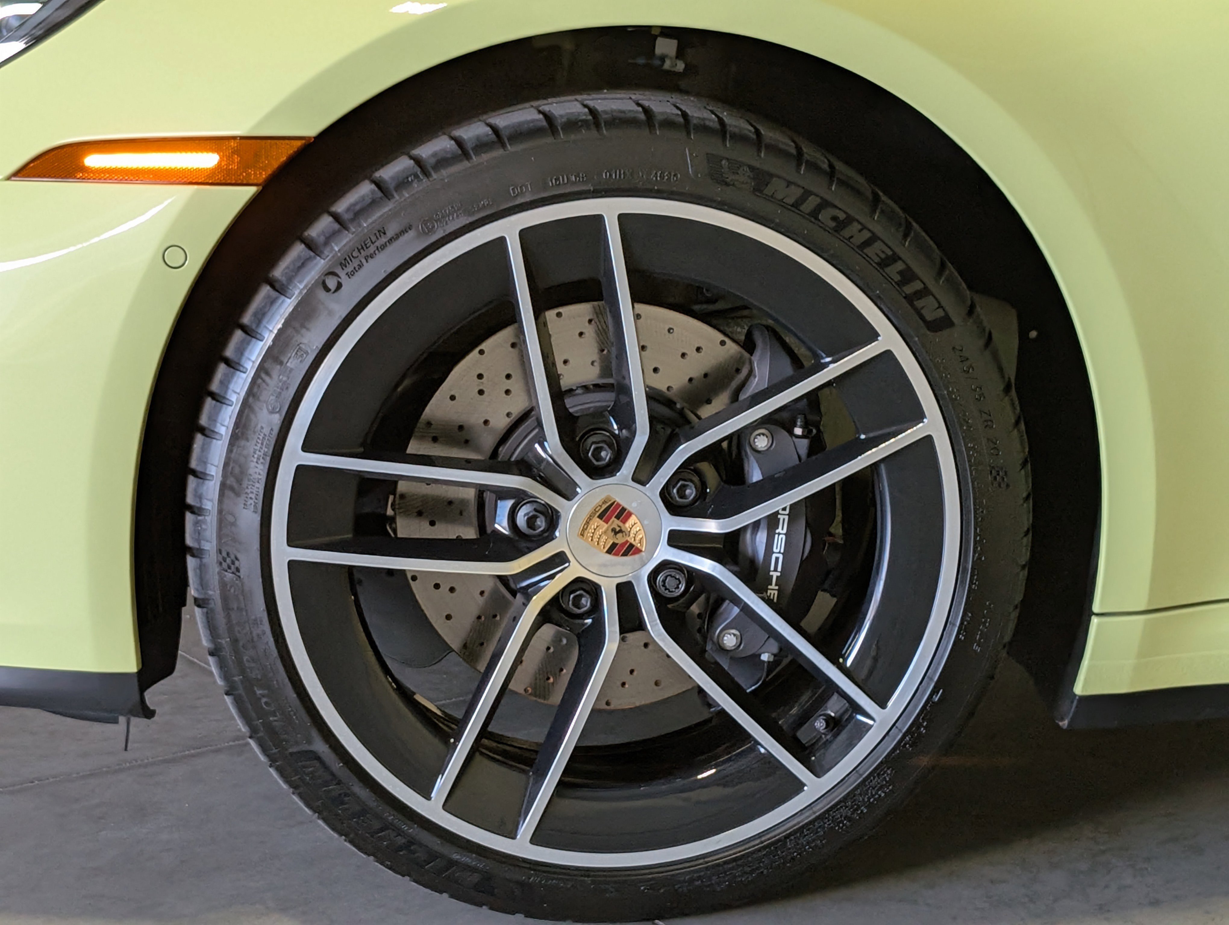 New 2026 Porsche 911 Carrera image 18