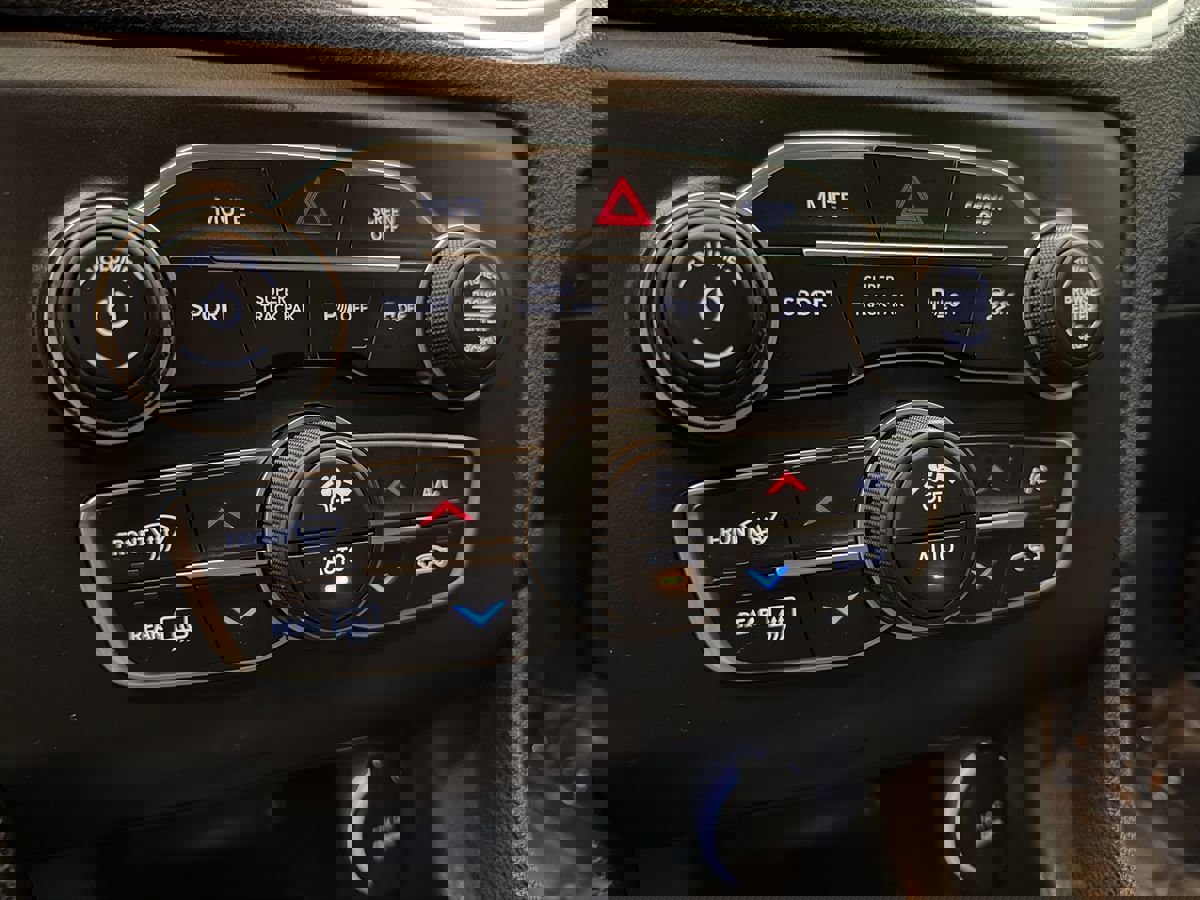 Used 2021 Dodge Charger R/T w/ Blacktop Package image 41