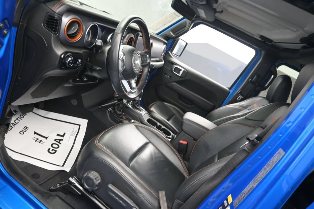 Used 2023 Jeep Gladiator Mojave w/ LED Lighting Group AWD/4WD image 17