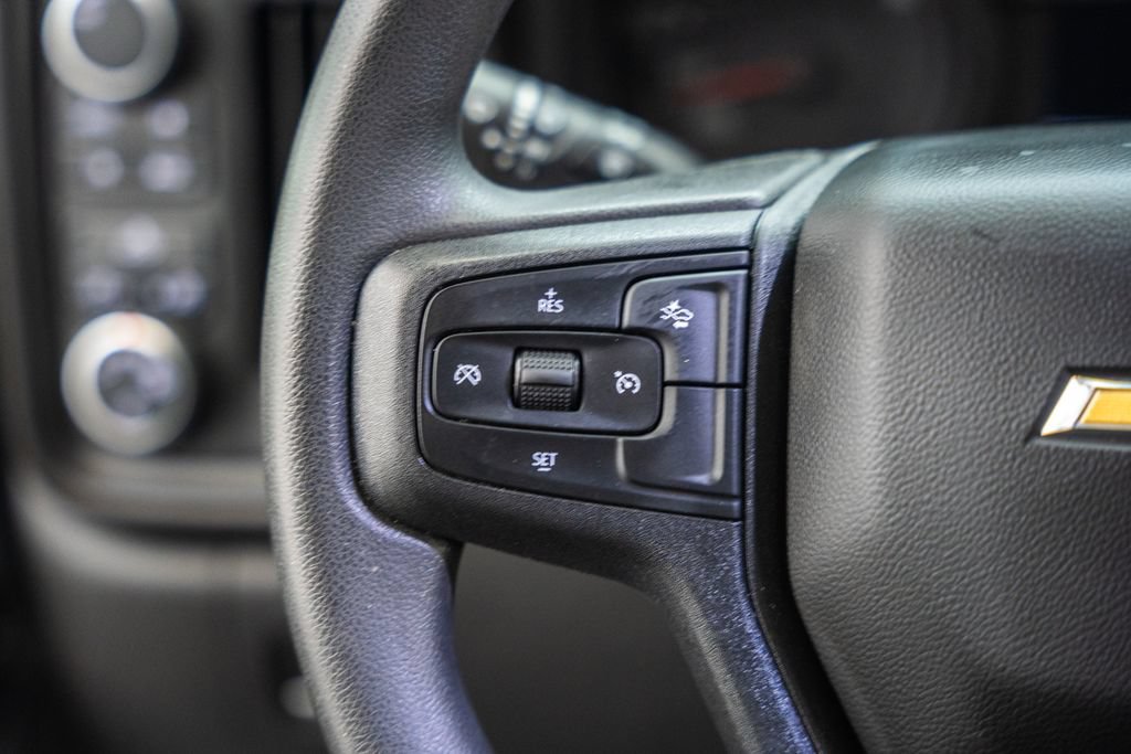Used 2025 Chevrolet Silverado 1500 Custom w/ Turbomax Blackout Package AWD/4WD image 30