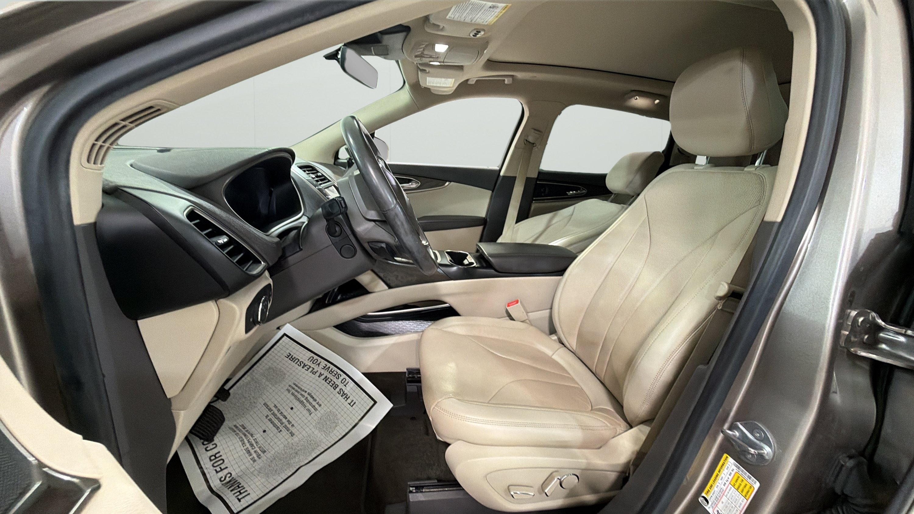 Used 2020 Lincoln Nautilus Reserve AWD/4WD image 9