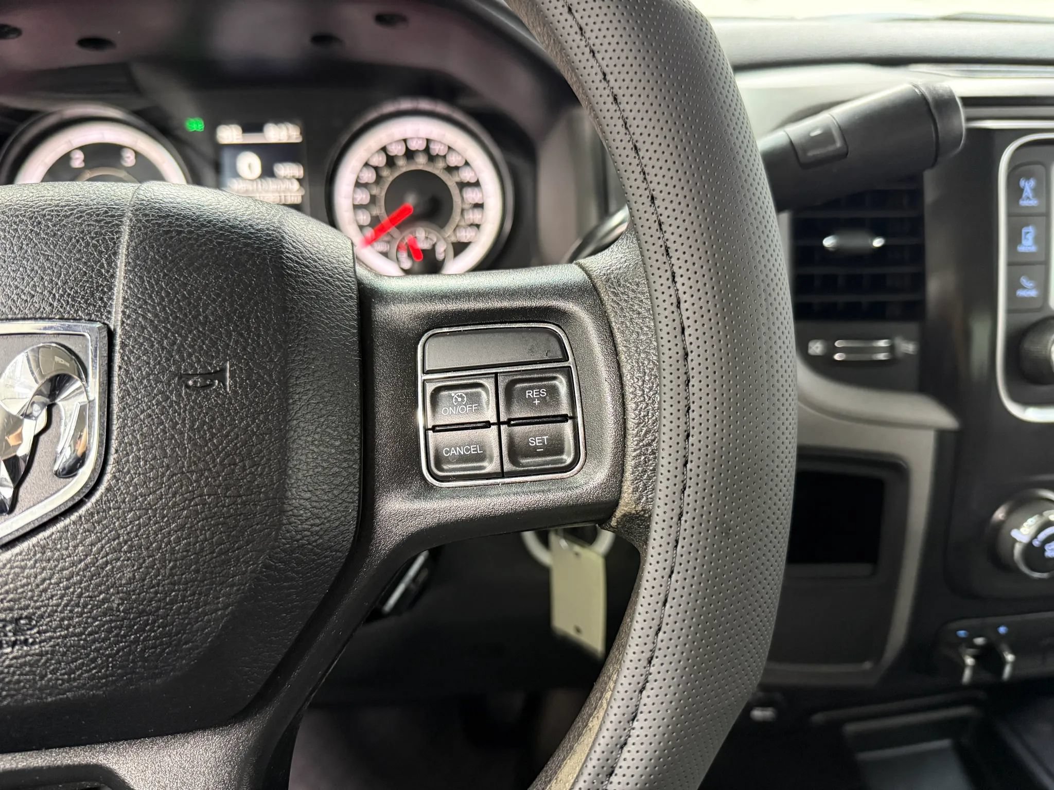 Used 2017 RAM 2500 Tradesman w/ Chrome Appearance Group AWD/4WD image 29