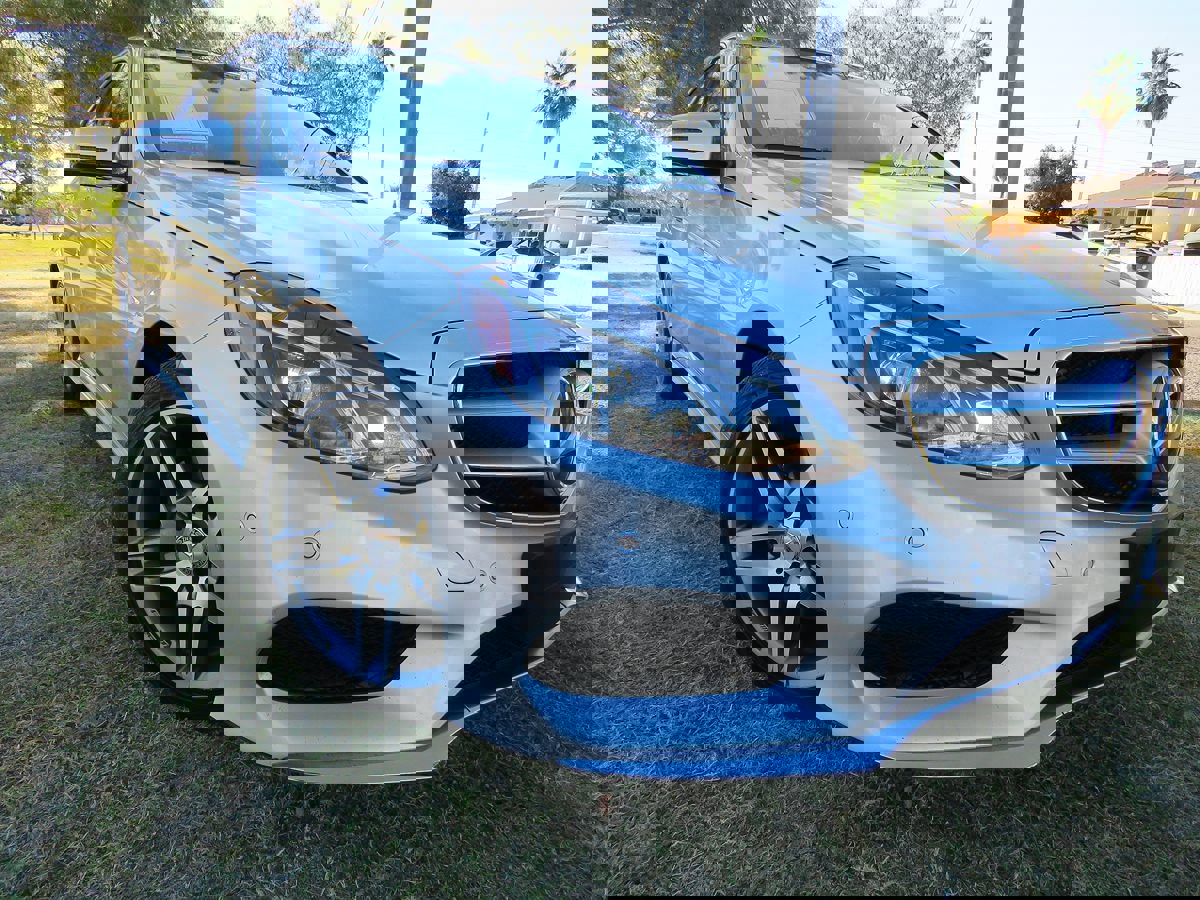 Used 2016 Mercedes-Benz E 400 Sedan image 11