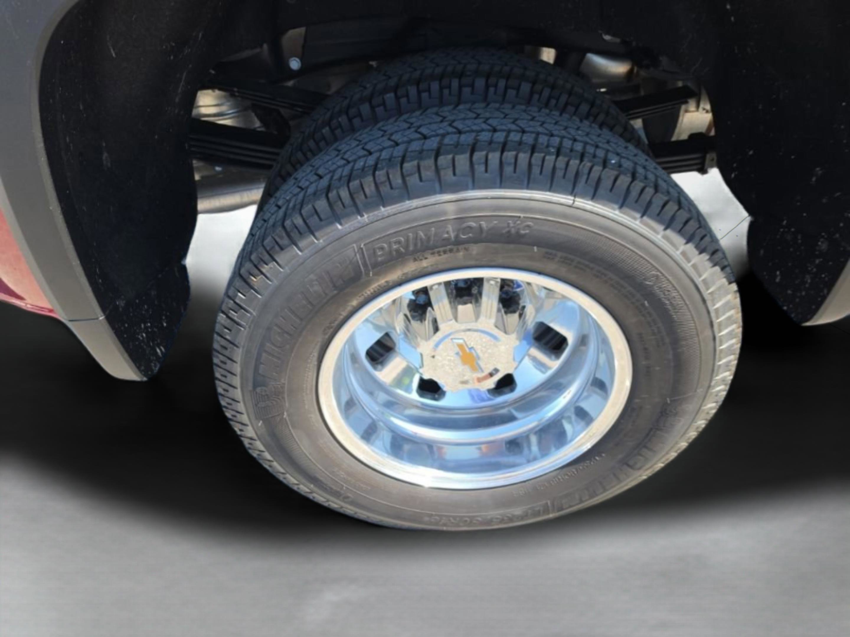 Used 2026 Chevrolet Silverado 3500 LTZ w/ LTZ Convenience Package AWD/4WD image 14