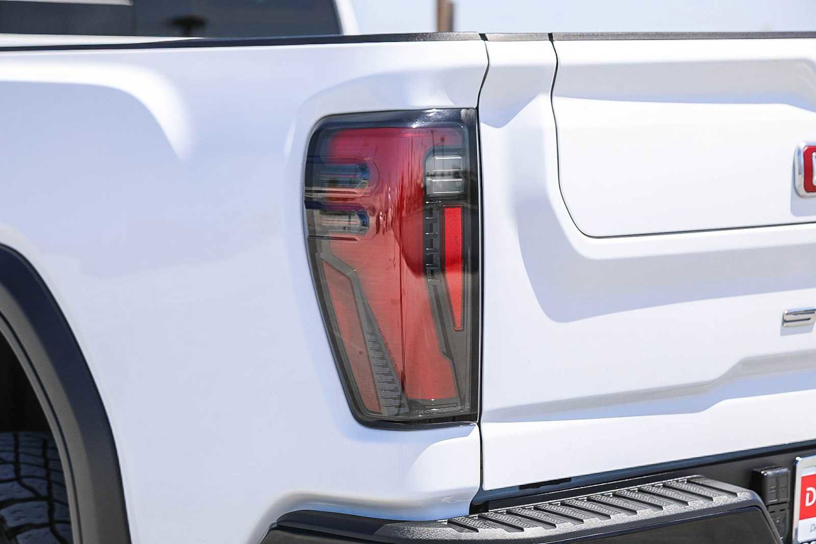 Used 2024 GMC Sierra 2500 AT4X AWD/4WD image 9