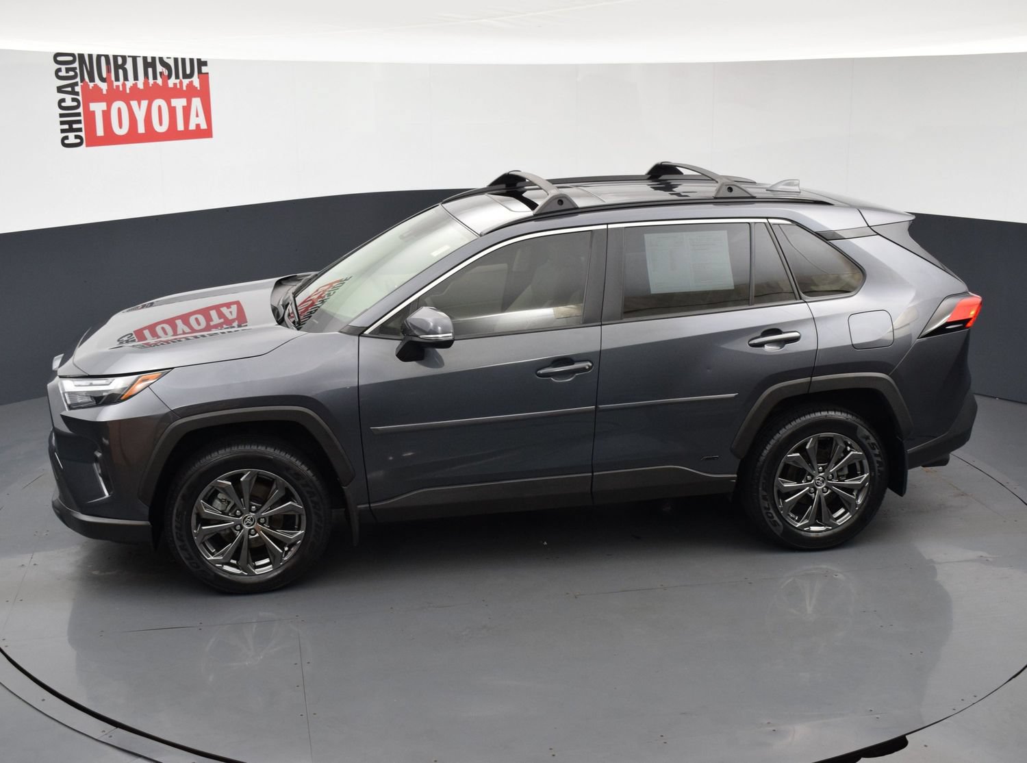 Used 2025 Toyota RAV4 XLE Premium AWD/4WD image 19