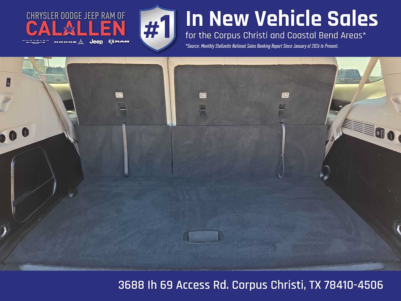 Certified 2024 Jeep Wagoneer Series II w/ Flexible Seating Group RWD image 27