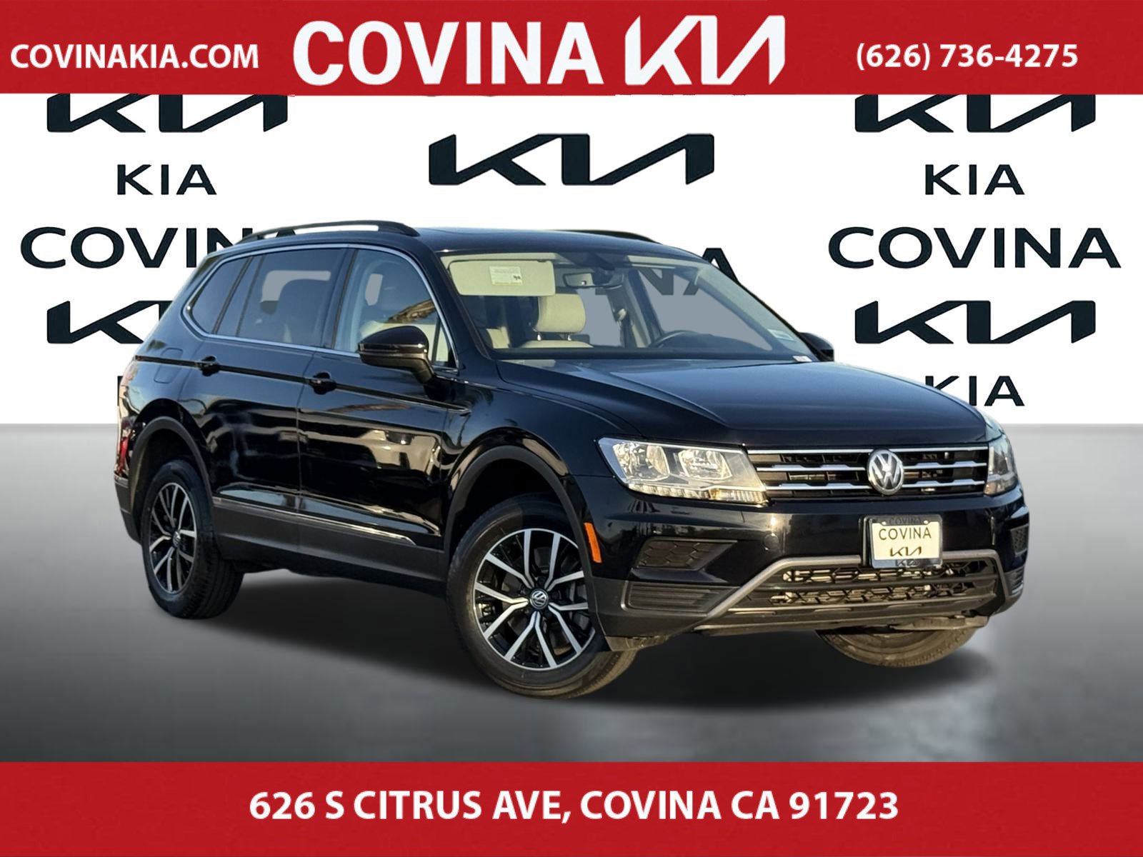 Used 2021 Volkswagen Tiguan SE w/ Panoramic Sunroof Package image 2