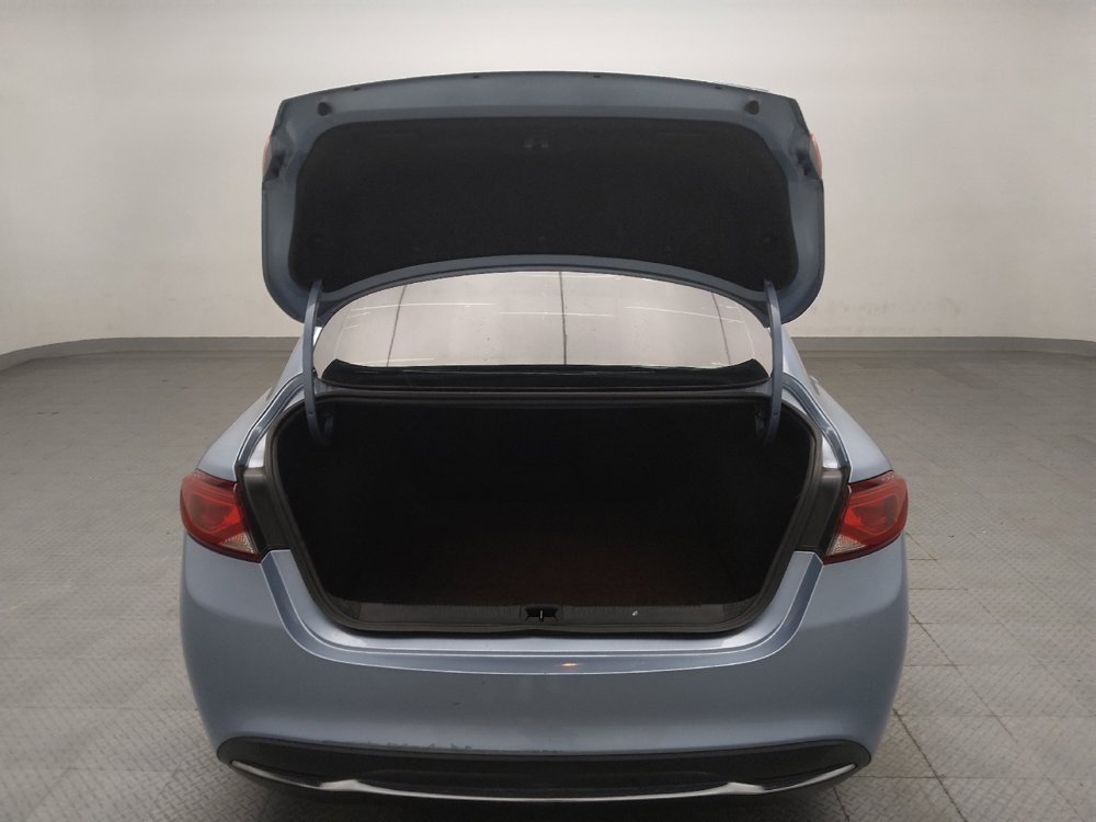 Used 2015 Chrysler 200 Limited w/ Convenience Group FWD image 29