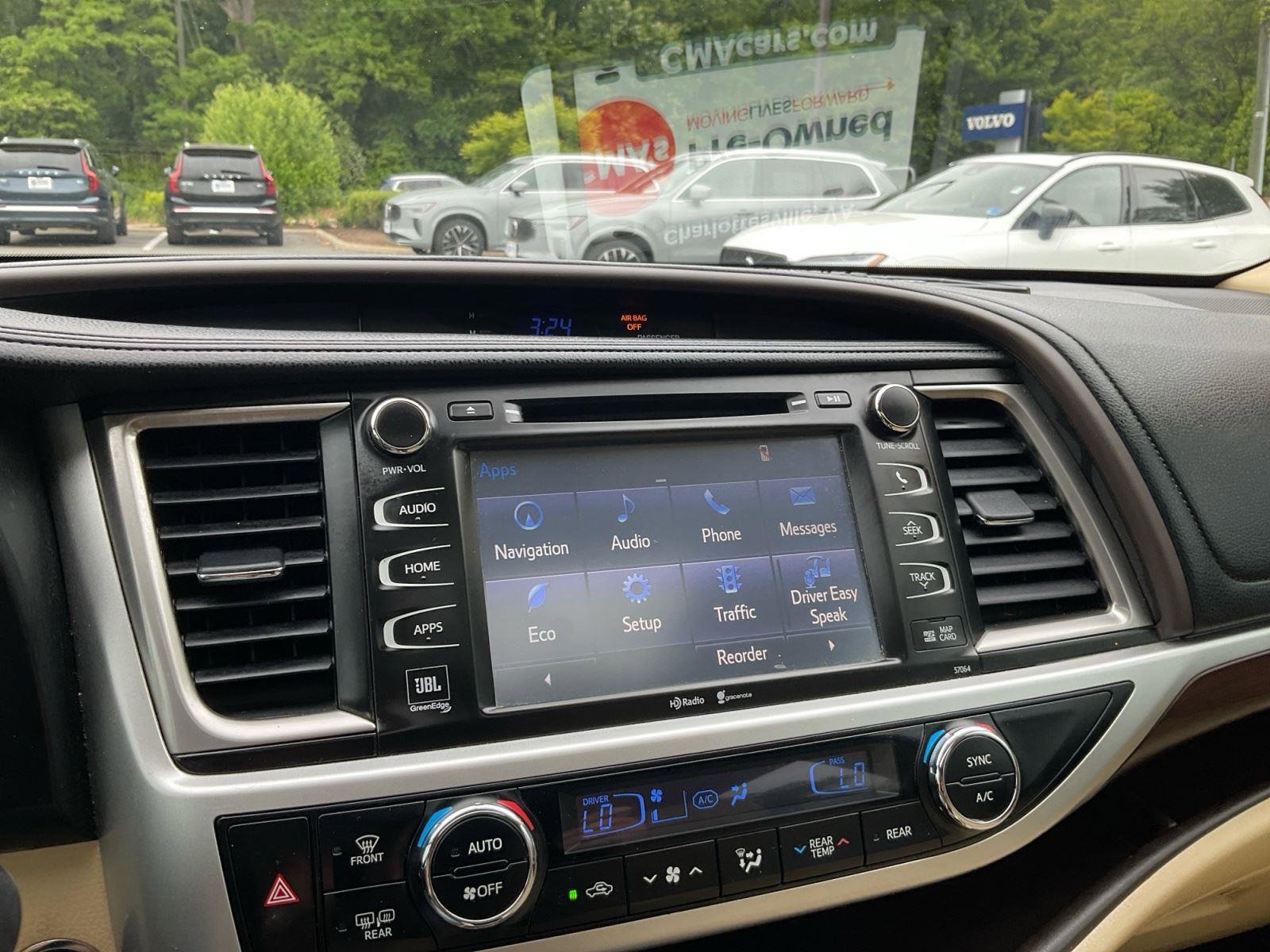 Used 2014 Toyota Highlander Limited FWD image 19