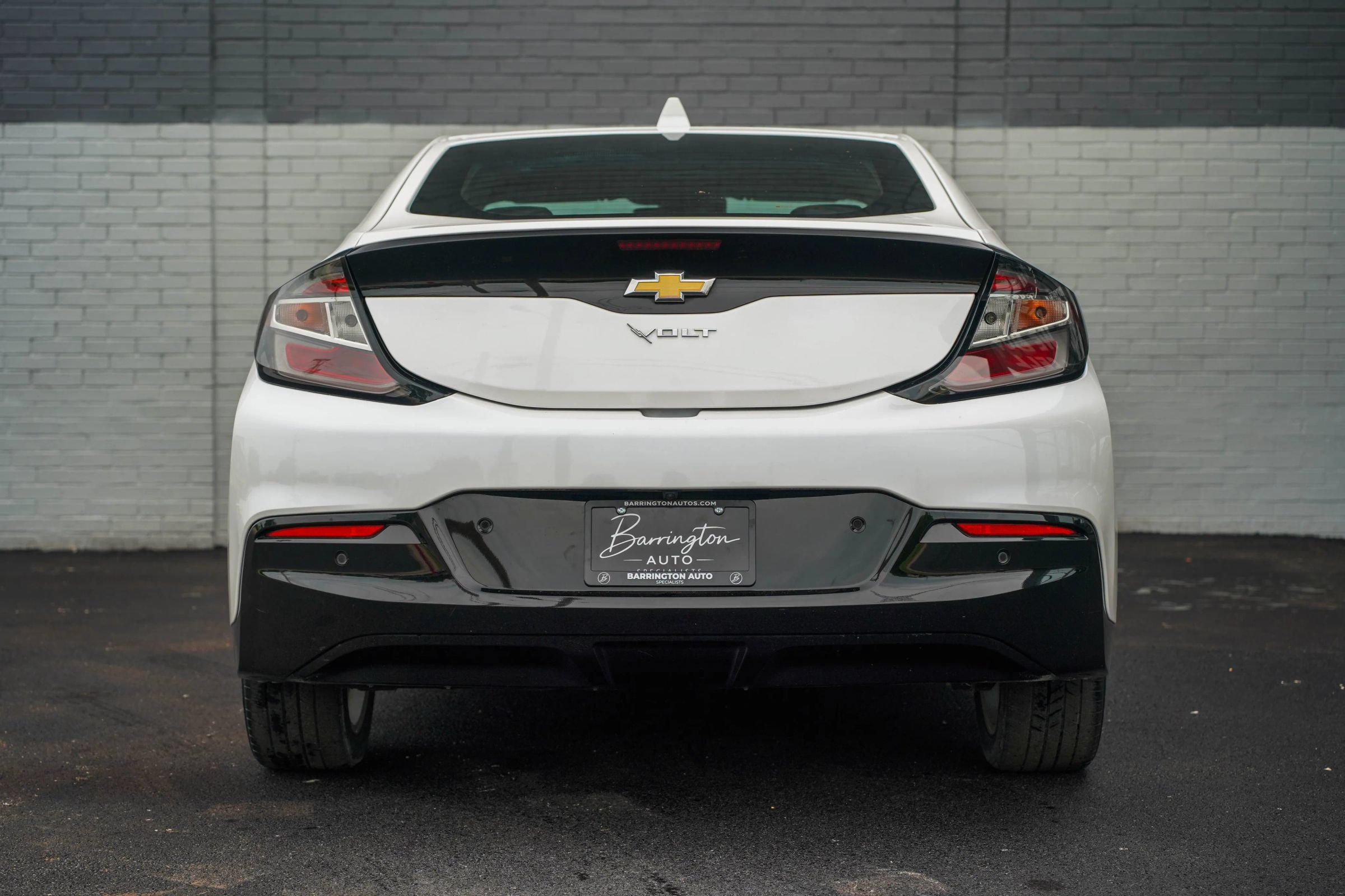 Used 2018 Chevrolet Volt Premier w/ Driver Confidence Package FWD image 6