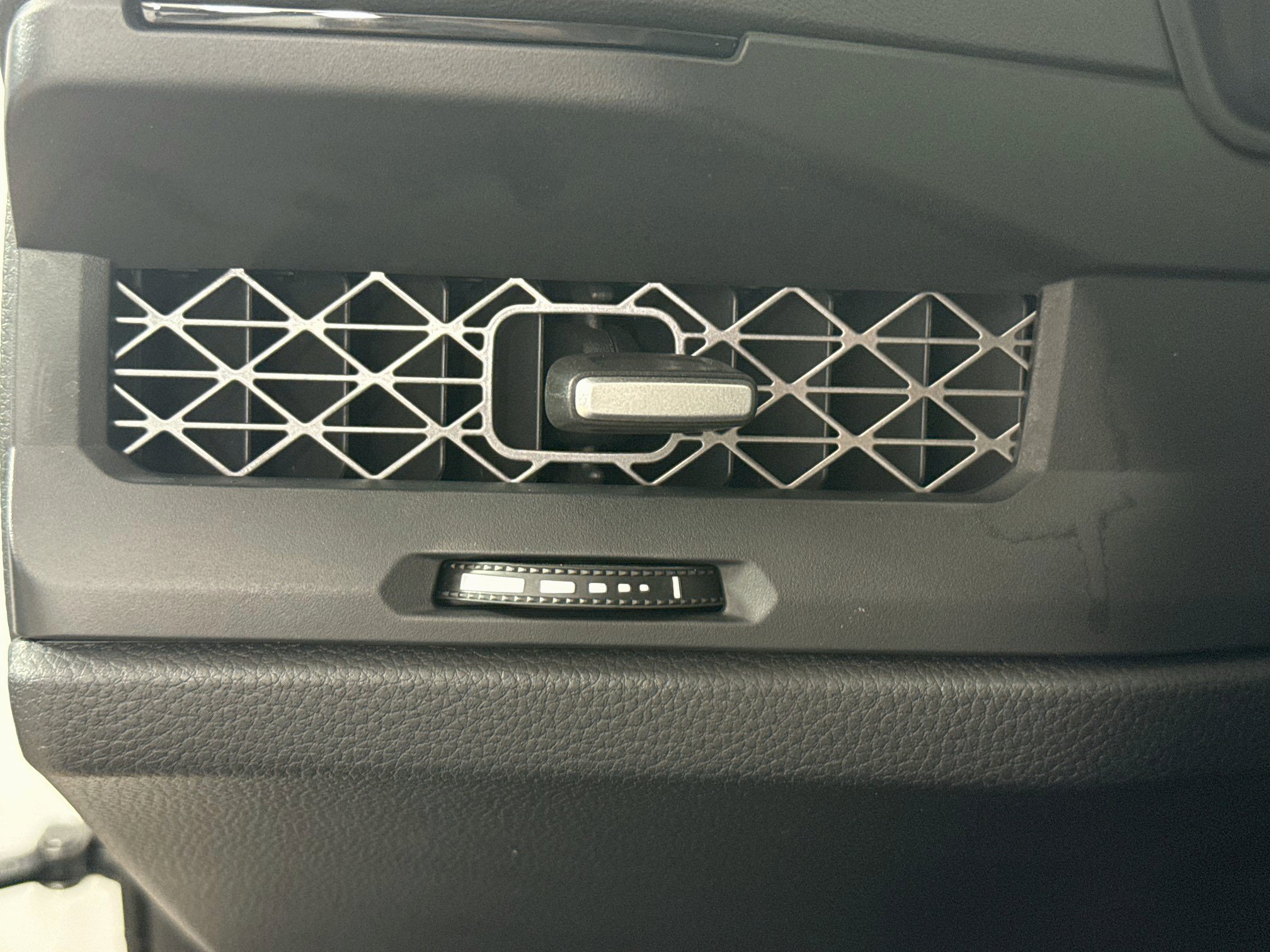 Certified 2026 Honda Accord SE image 9