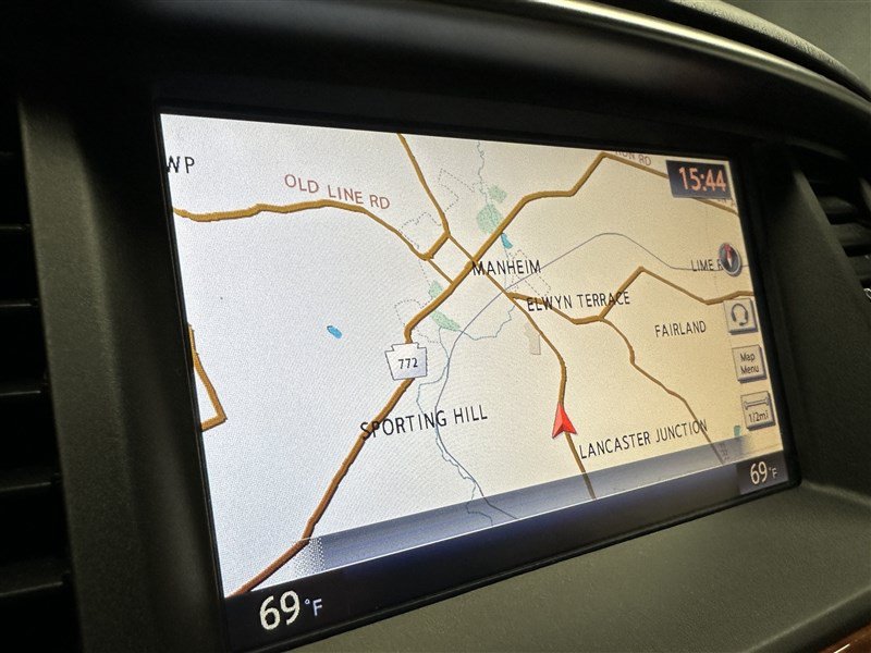 Used 2016 INFINITI QX80 4WD w/ Deluxe Technology Package image 27