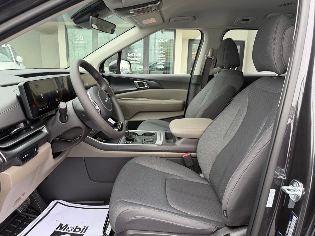 New 2026 Kia Carnival LX FWD image 29