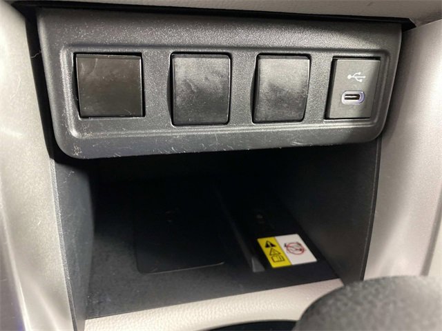 Used 2023 Toyota Corolla Cross LE w/ Moonroof Package image 22