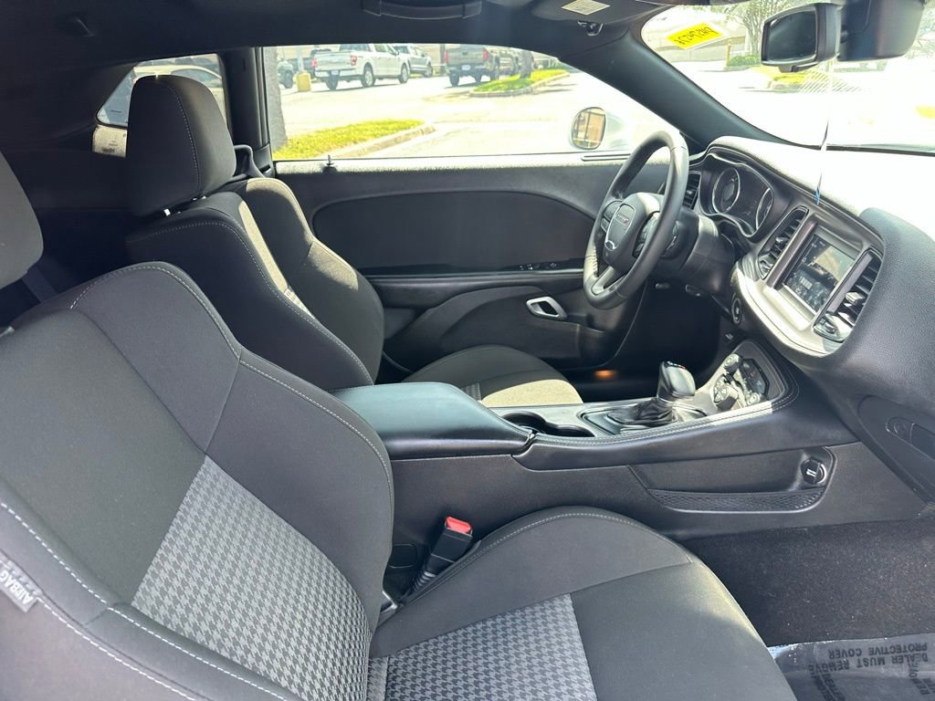 Used 2023 Dodge Challenger GT image 18
