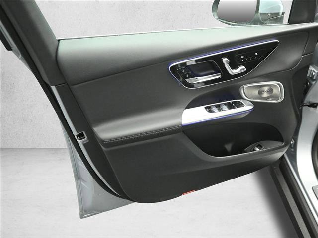 New 2026 Mercedes-Benz GLC 300 4MATIC image 19