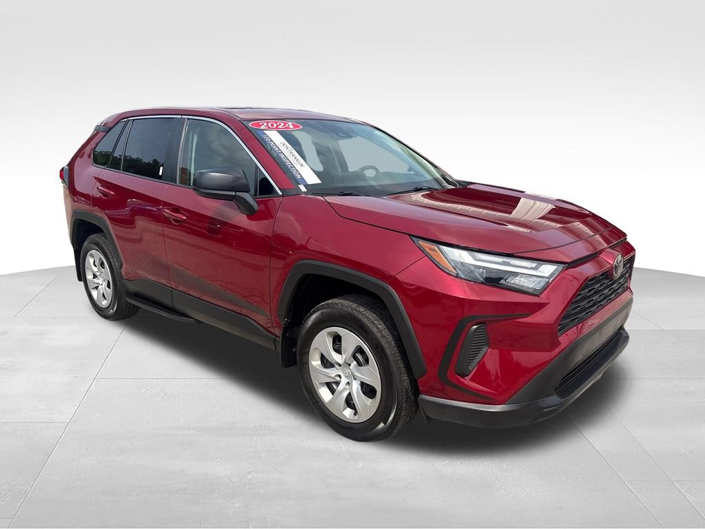 Used 2024 Toyota RAV4 LE AWD/4WD image 8