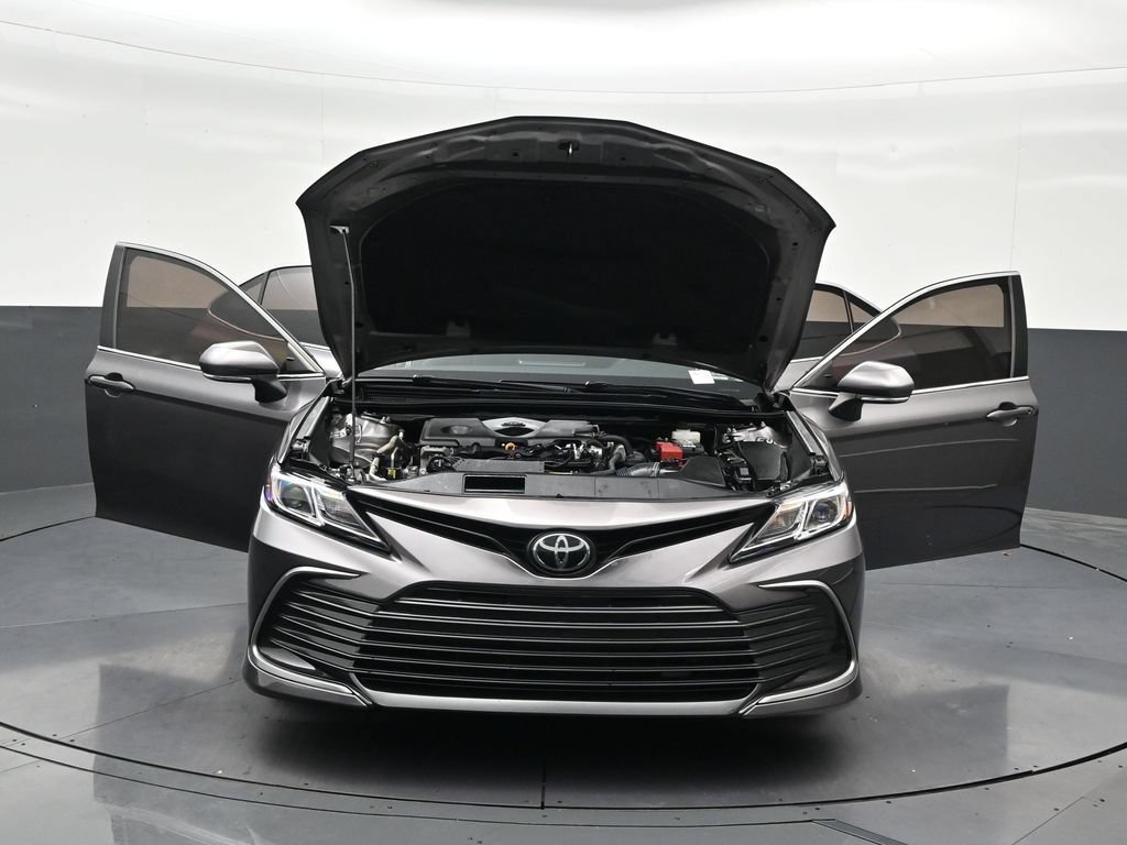 Used 2024 Toyota Camry LE w/ Convenience Package FWD image 37