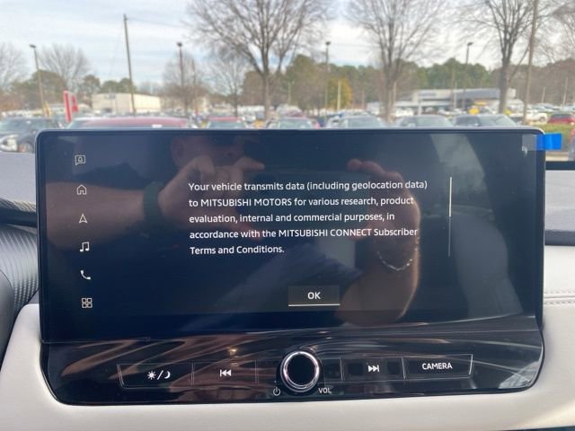 New 2025 Mitsubishi Outlander SE image 27
