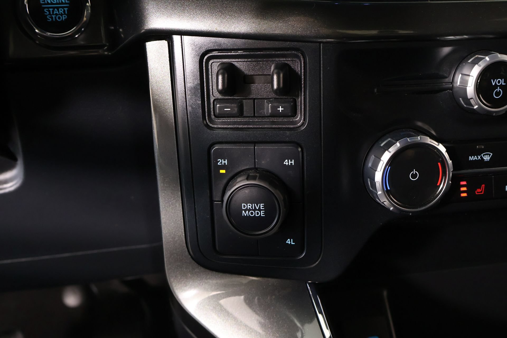 Used 2023 Ford F150 XLT w/ Equipment Group 302A High AWD/4WD image 9