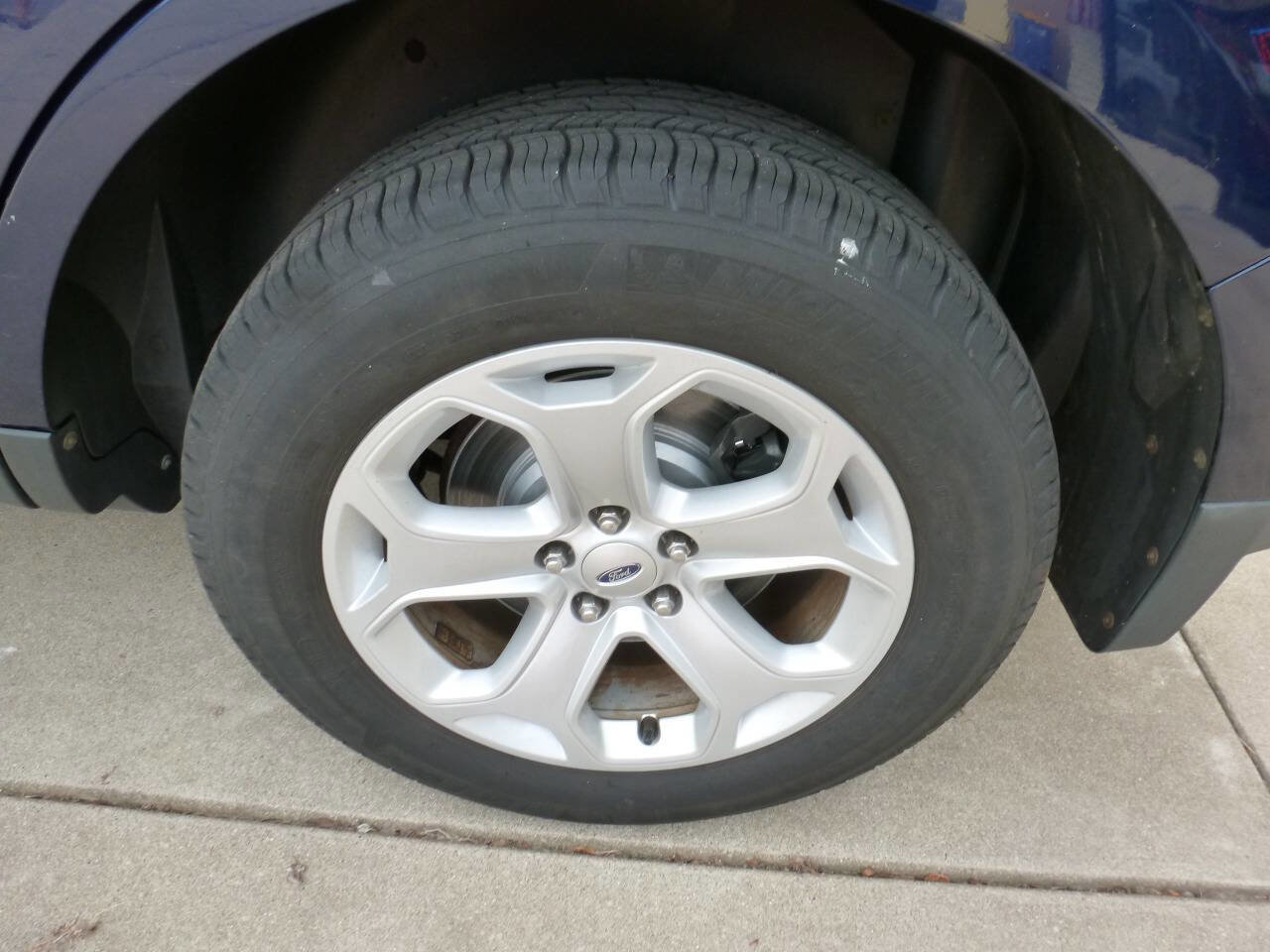 Used 2011 Ford Edge SE w/ 101A Rapid Spec Order Code image 16