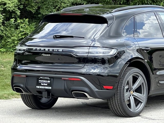 New 2025 Porsche Macan image 10