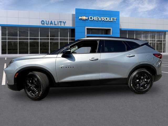 Certified 2023 Chevrolet Blazer LT w/ Midnight/Sport Edition FWD image 4
