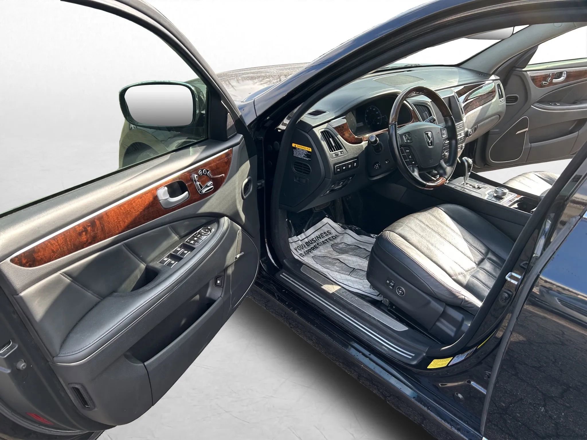 Used 2012 Hyundai Equus Signature image 21