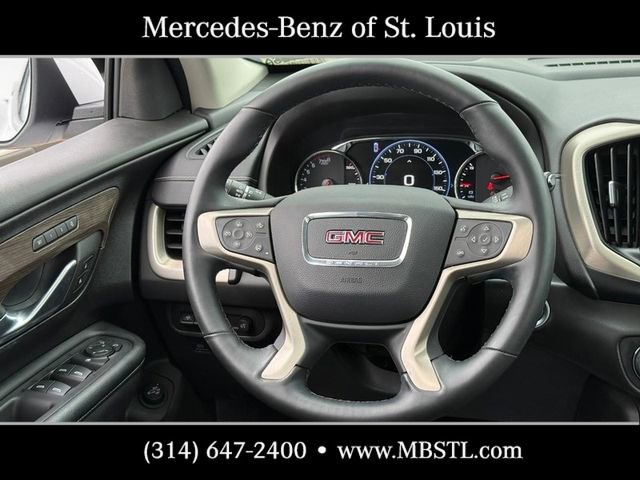 Used 2024 GMC Terrain Denali w/ Denali Premium Package AWD/4WD image 13