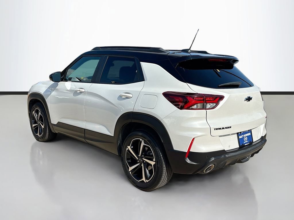 Used 2022 Chevrolet TrailBlazer RS w/ Sun and Liftgate Package image 7