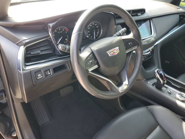 Certified 2024 Cadillac XT6 Luxury FWD image 21