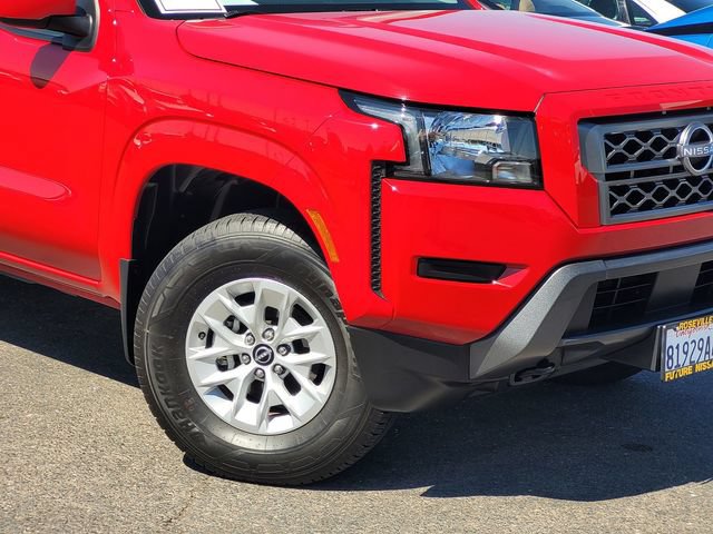 Certified 2024 Nissan Frontier SV w/ Technology Package AWD/4WD image 9