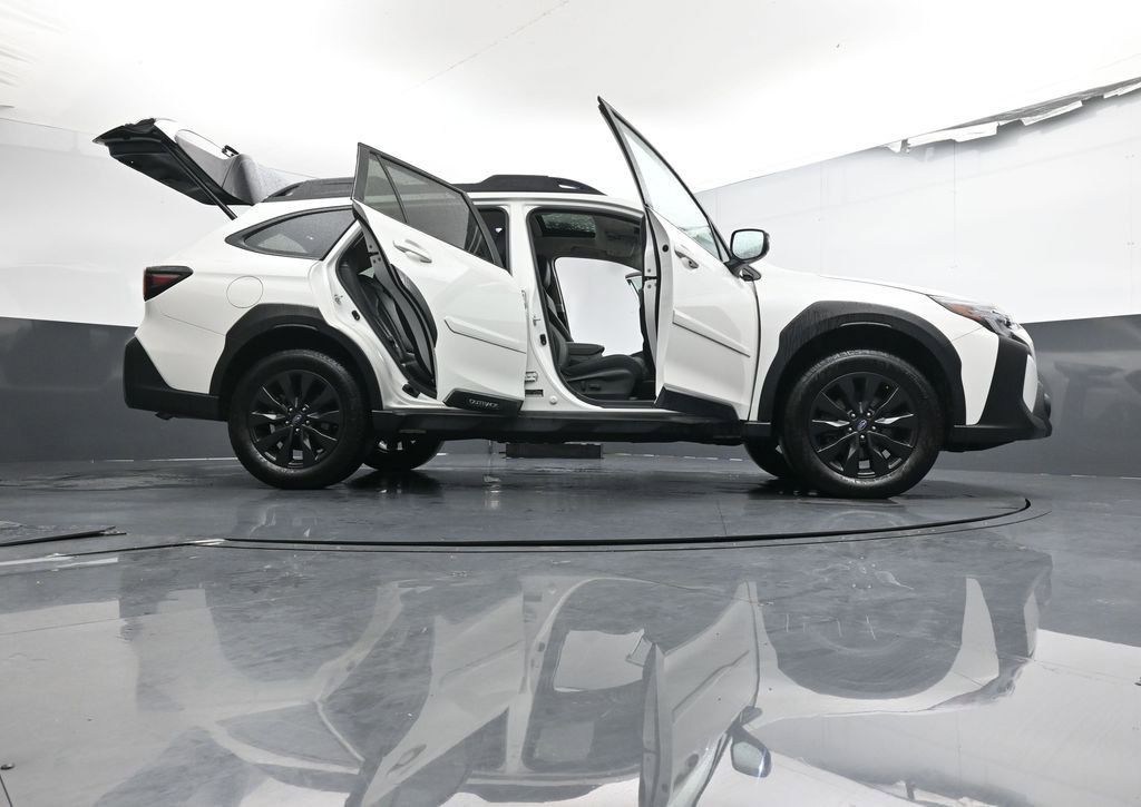 Used 2025 Subaru Outback Onyx Edition XT image 38