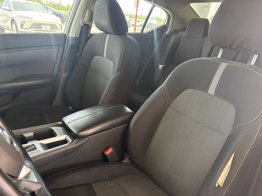 Used 2021 Nissan Sentra SV FWD image 10