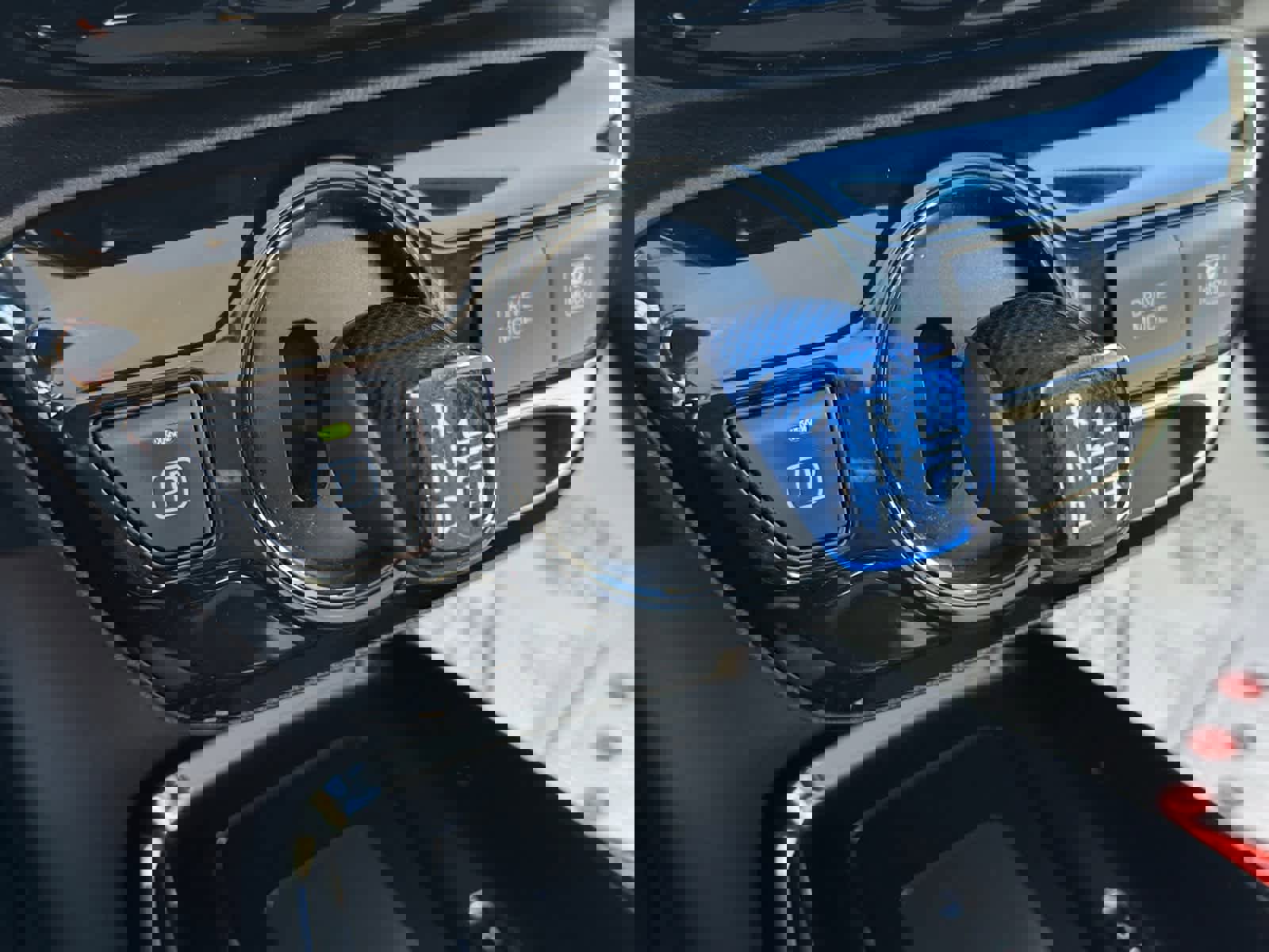 Used 2019 Toyota Prius XLE image 7