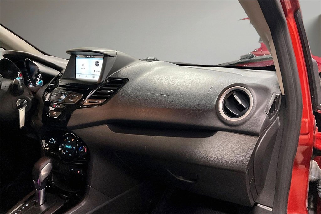 Used 2019 Ford Fiesta ST-Line w/ ST Line Cold Weather Package image 26