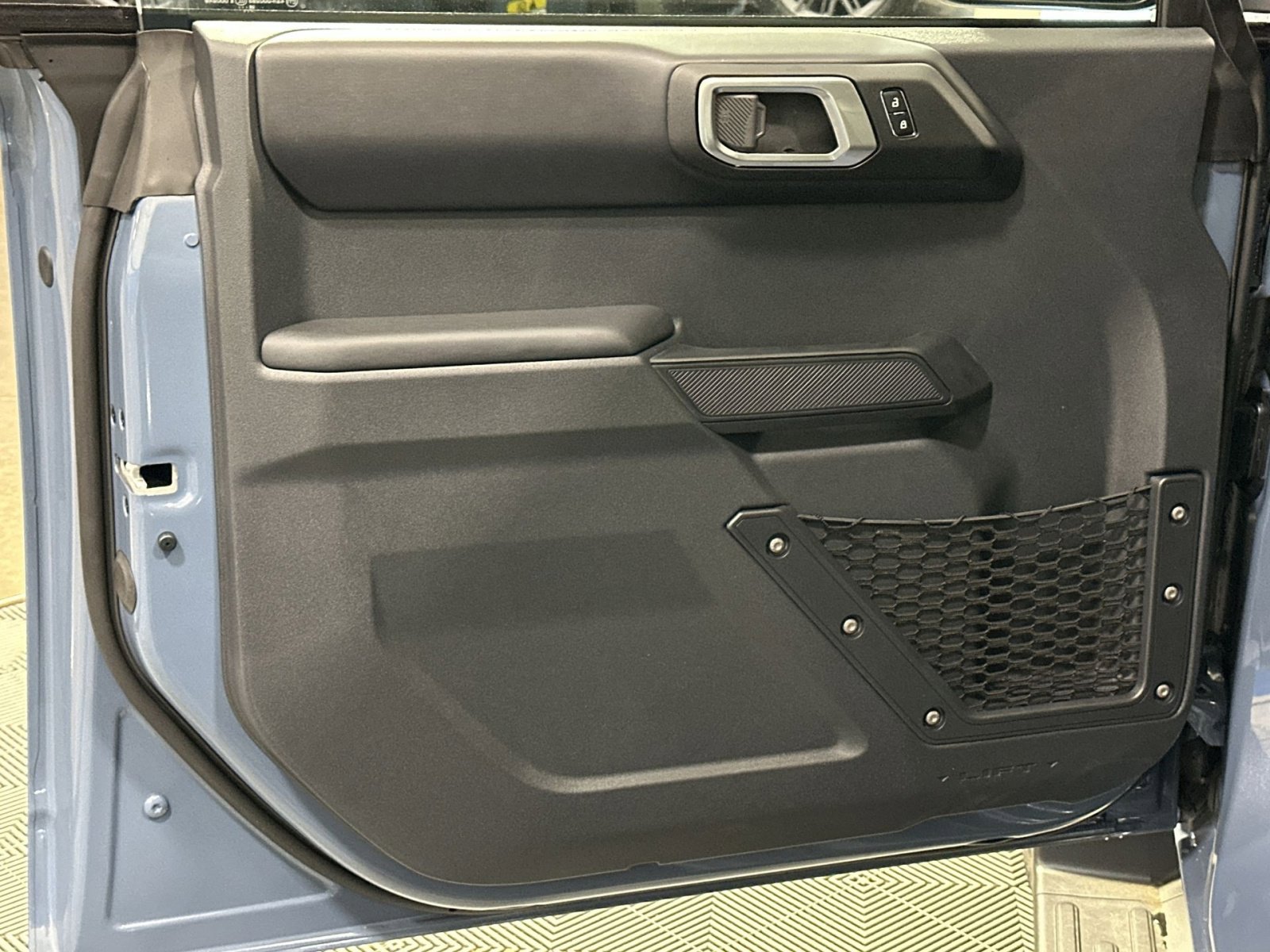 New 2025 Ford Bronco Outer Banks image 15