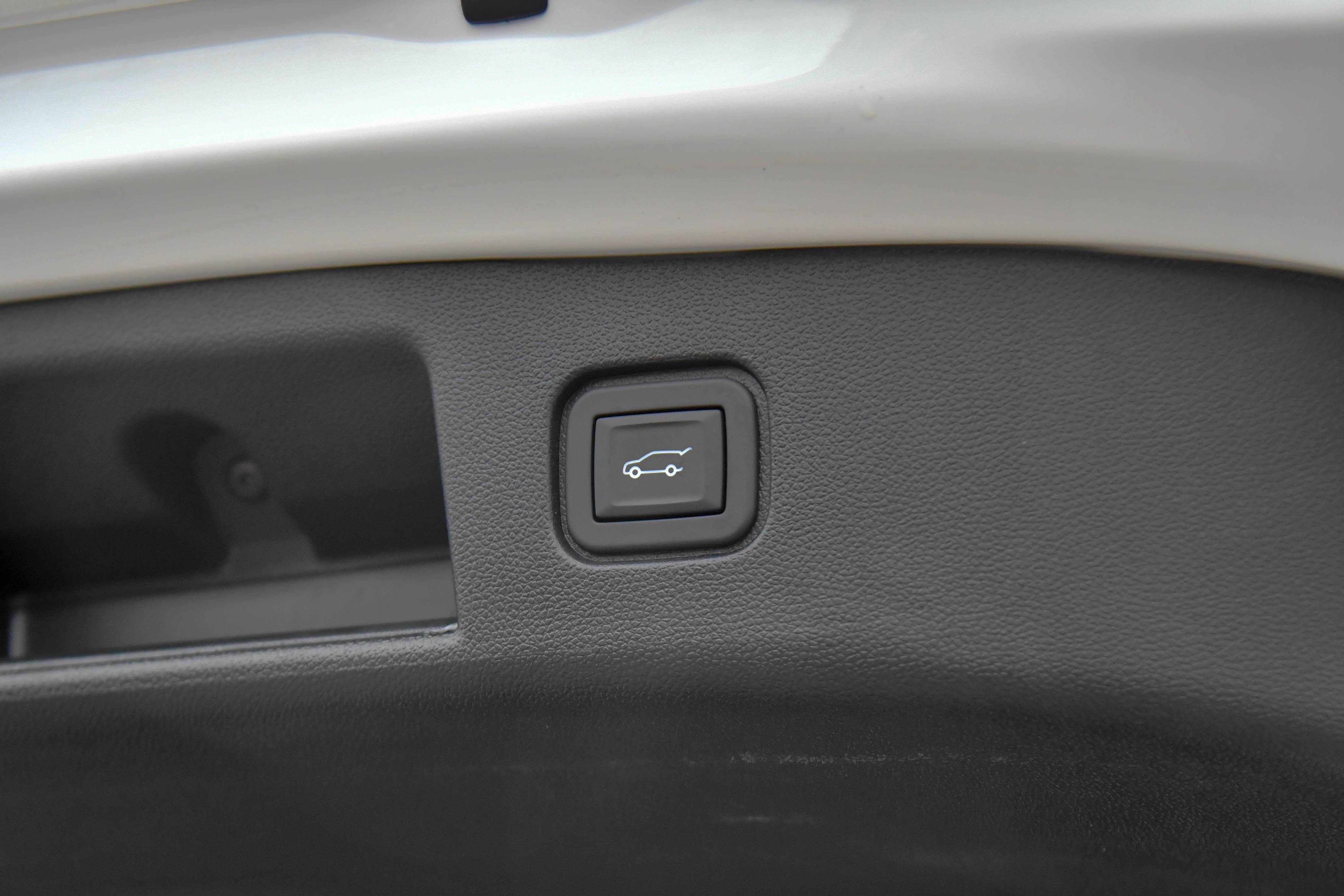 Used 2024 Chevrolet Blazer EV LT AWD/4WD image 47