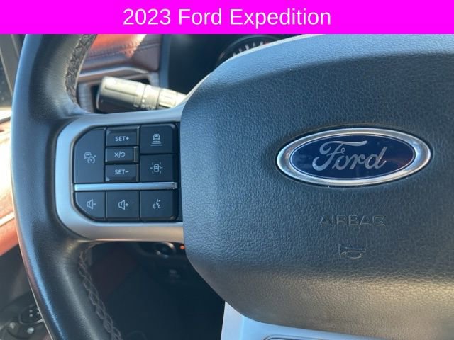 Used 2023 Ford Expedition Limited image 32