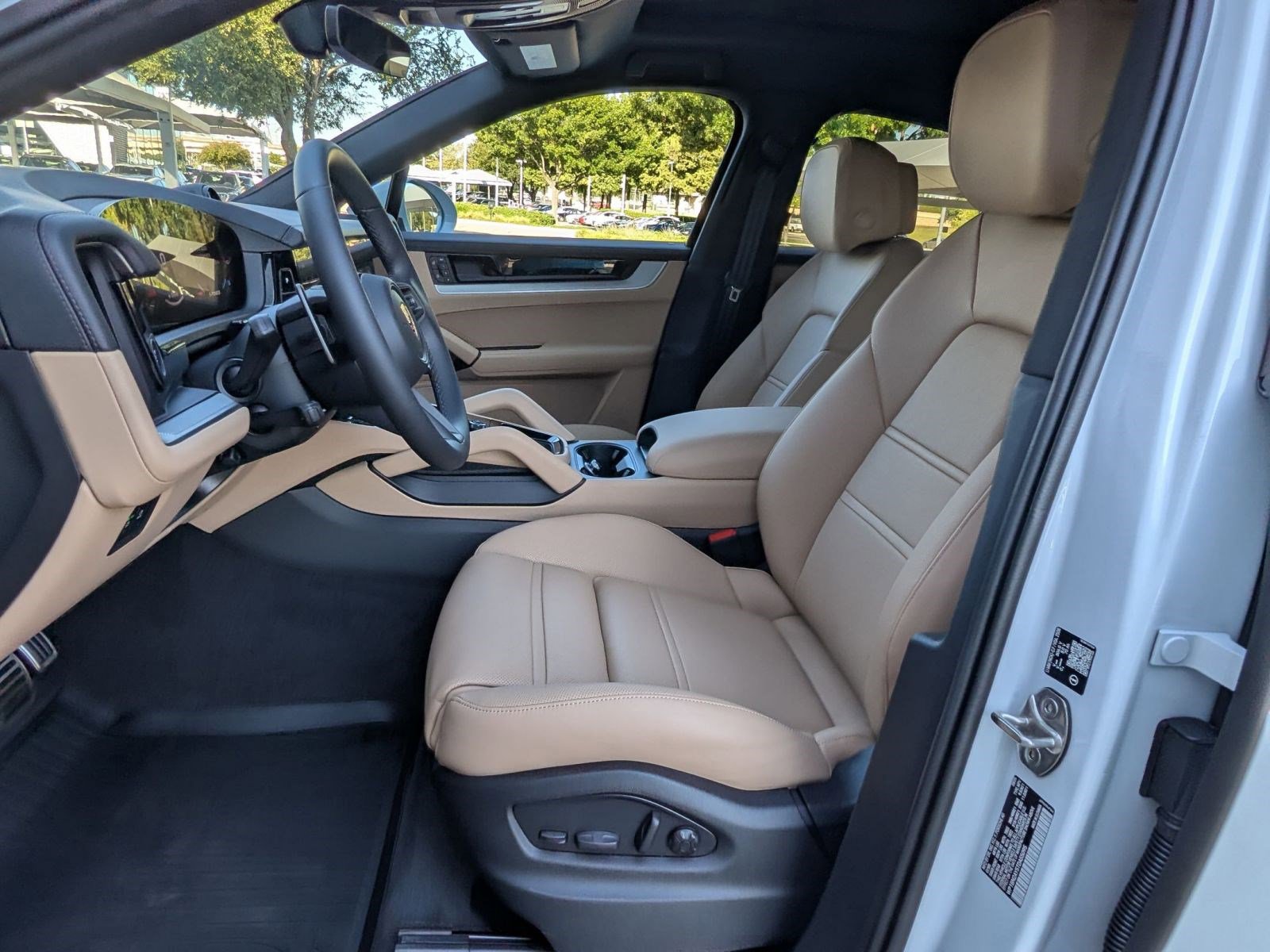 New 2026 Porsche Cayenne S image 5