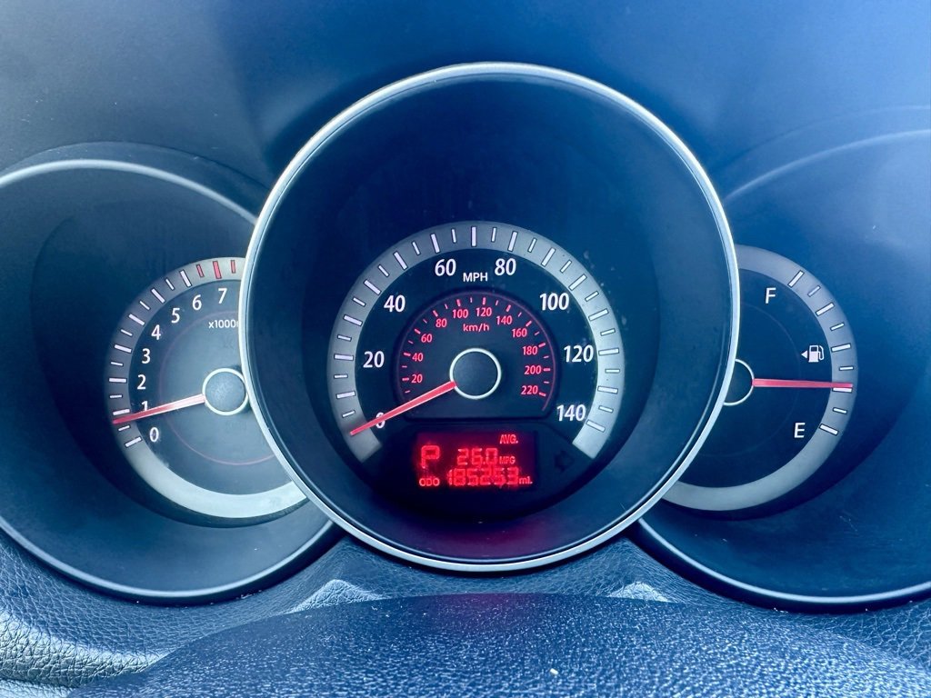 Used 2012 Kia Forte EX image 17