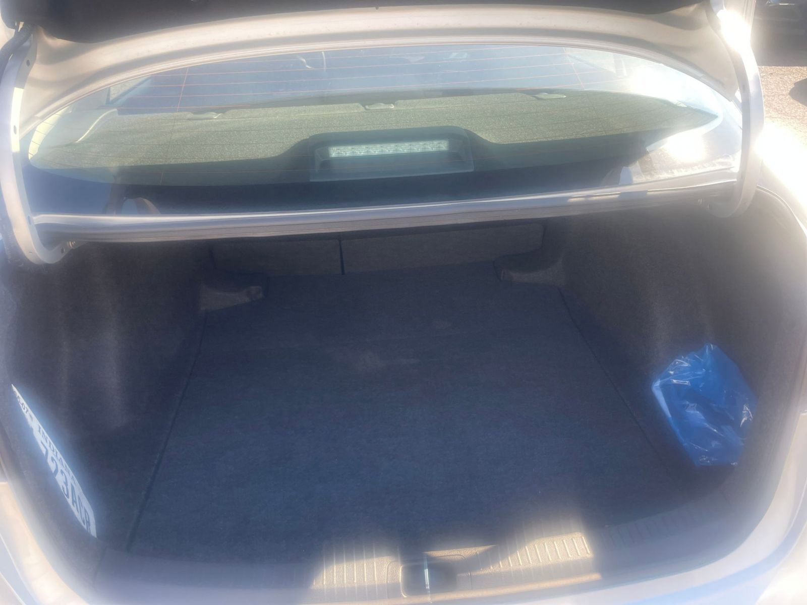 Used 2025 Toyota Corolla LE image 31