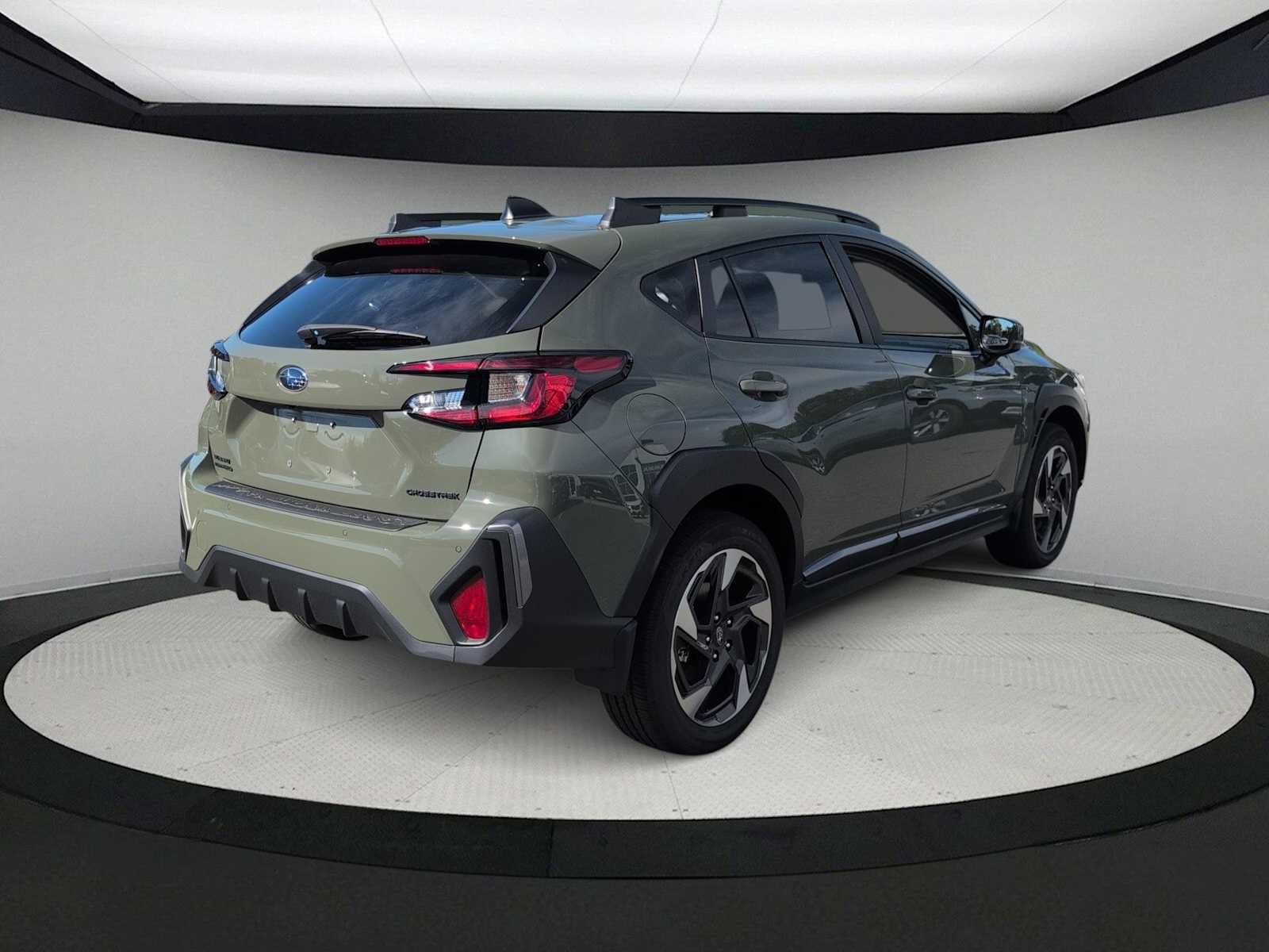 Used 2026 Subaru Crosstrek 2.5i Limited AWD/4WD image 8