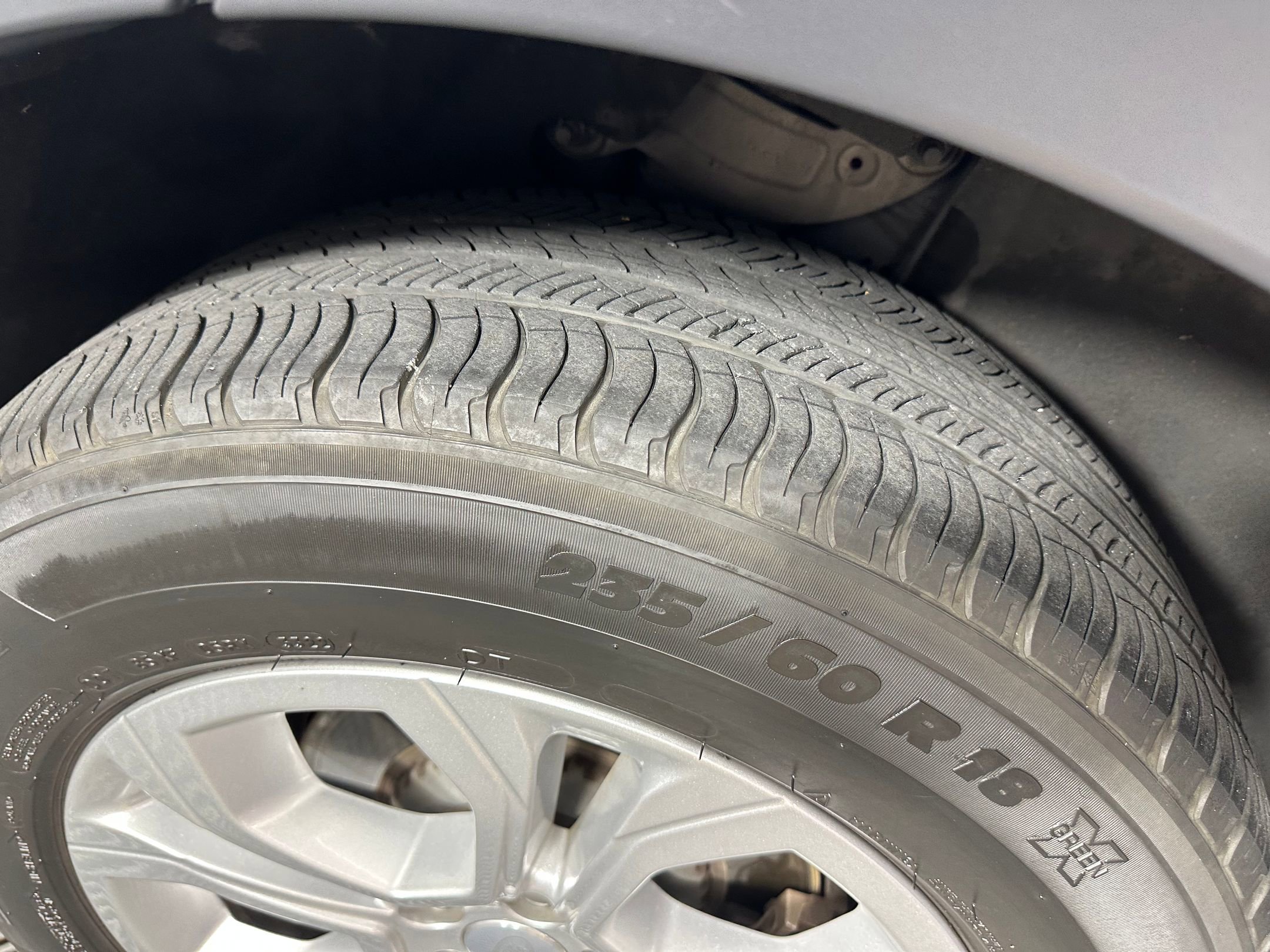 Used 2023 Land Rover Discovery Sport S image 21