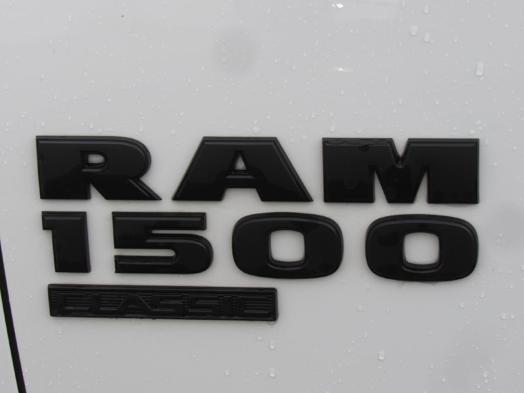 Used 2023 RAM 1500 Express w/ Wheel & Sound Group AWD/4WD image 10